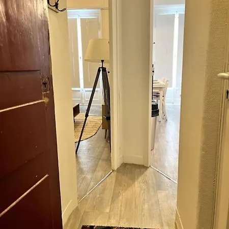 Apartament Duquesne 1/2 Pers *