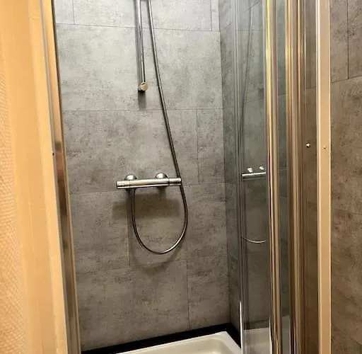 Duquesne 1/2 Pers Διαμέρισμα